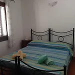 I Mandorli Apartment *